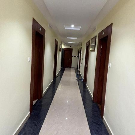 Hotel Omkareshwar Inn เดฟการ์ ภายนอก รูปภาพ