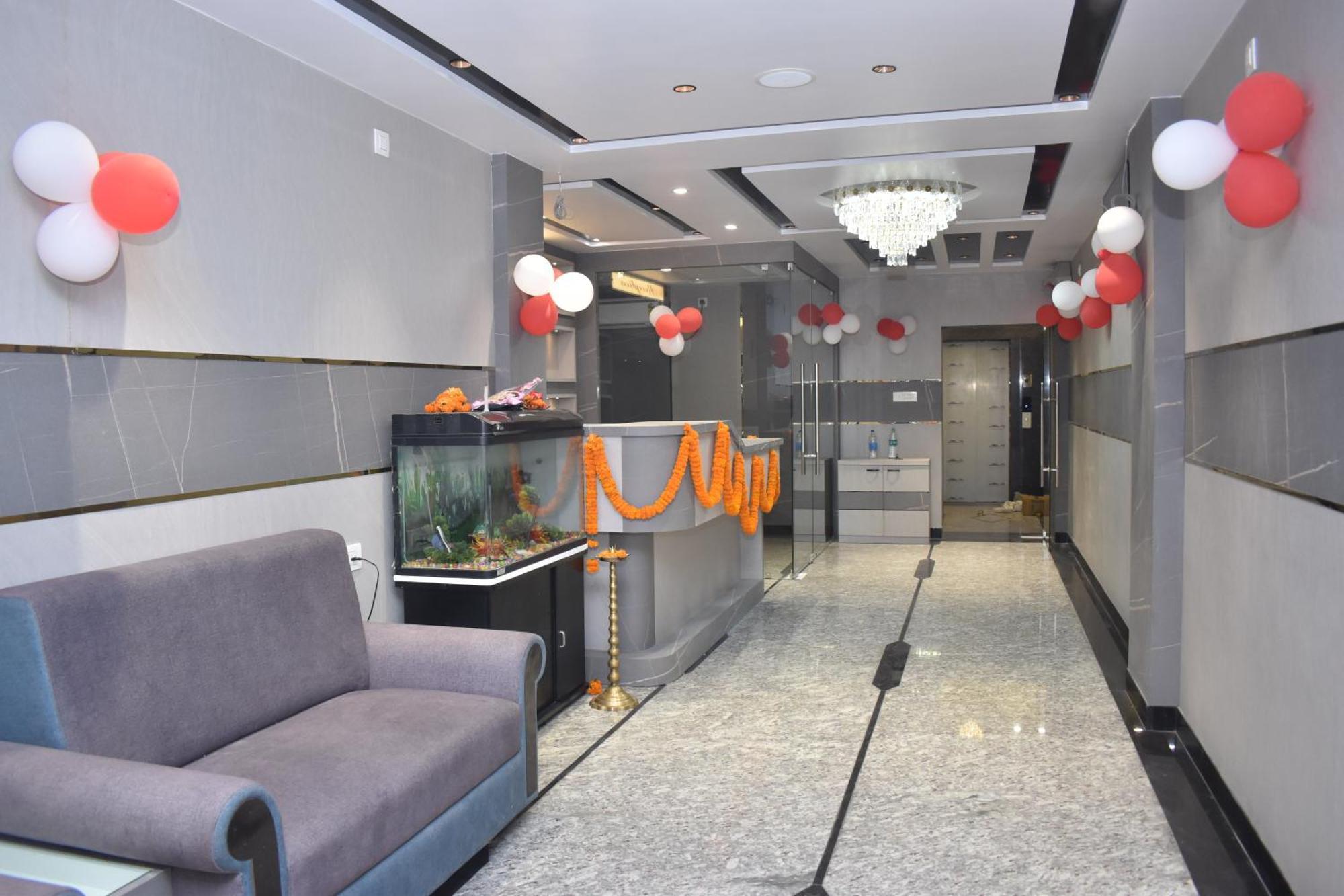Hotel Omkareshwar Inn เดฟการ์ ภายนอก รูปภาพ